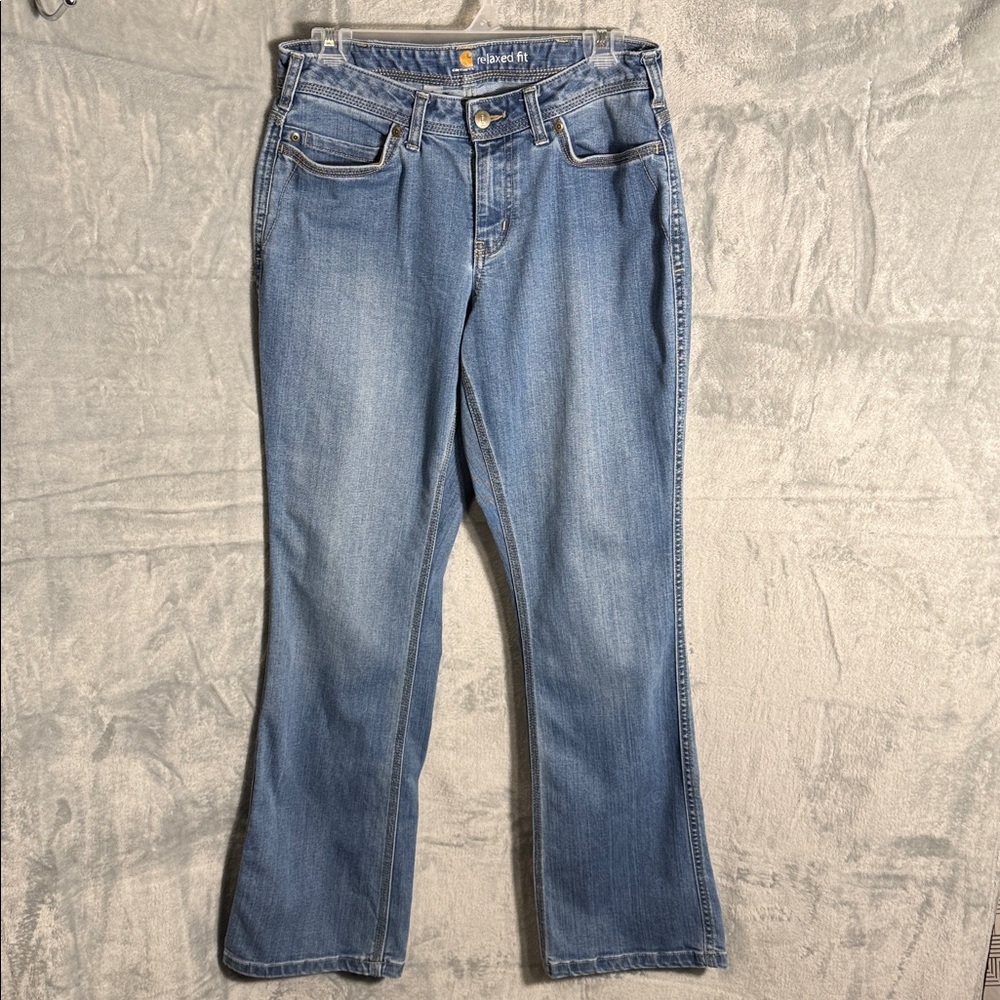 Carhartt jeans women’s size 6 Relaxed Fit Blue‎ Jeans light wash denim jeans